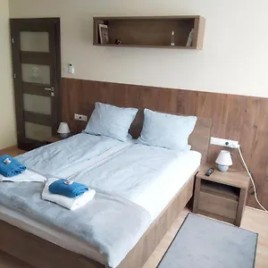  Apartman Szent Miklós